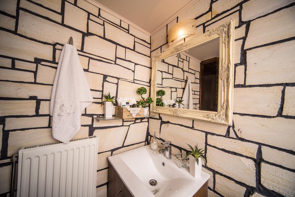 Villa Galanthus Listaros ภายนอก รูปภาพ